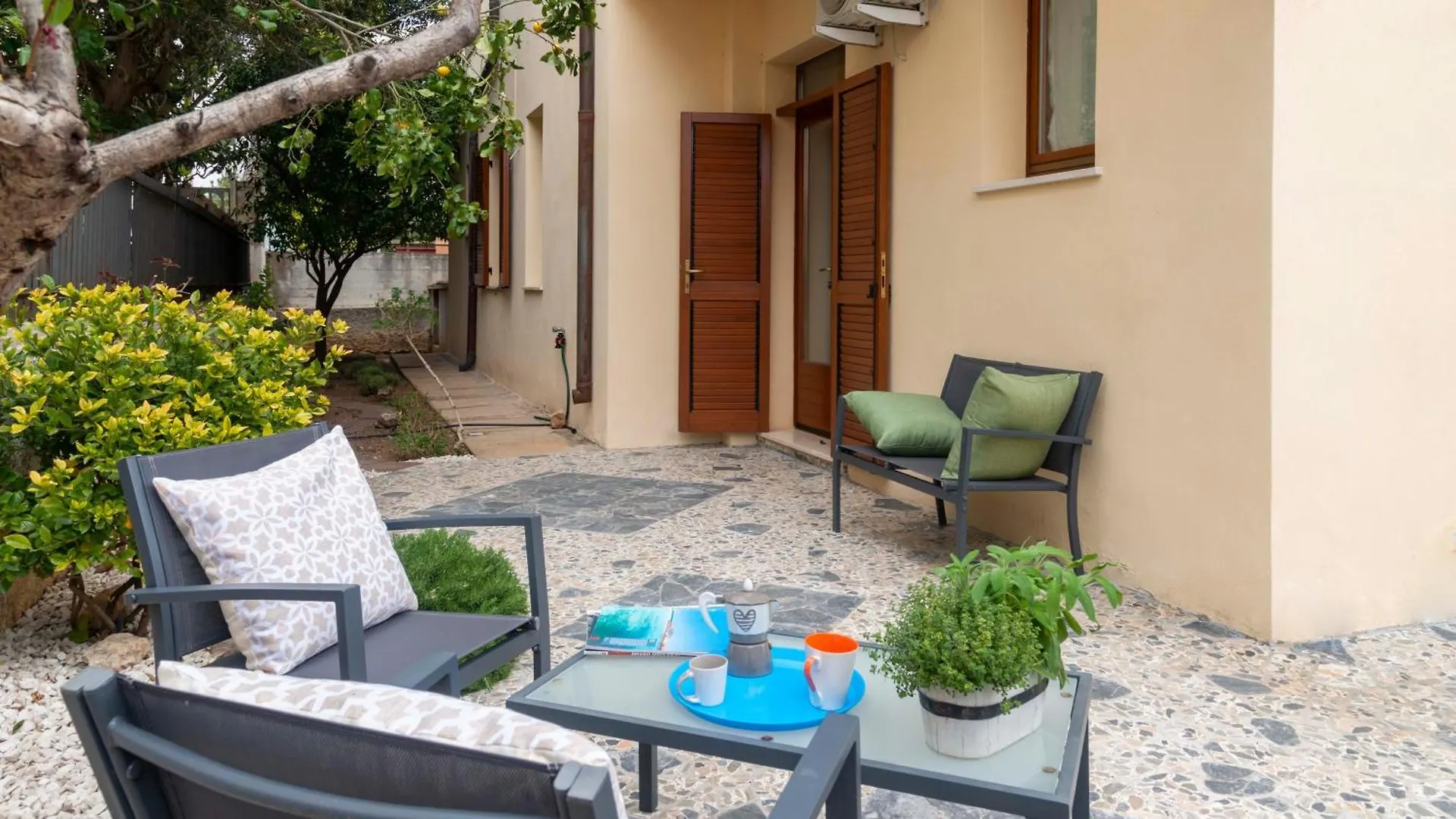 Apartment Il Rifugio Nel Verde Cala Gonone Italy